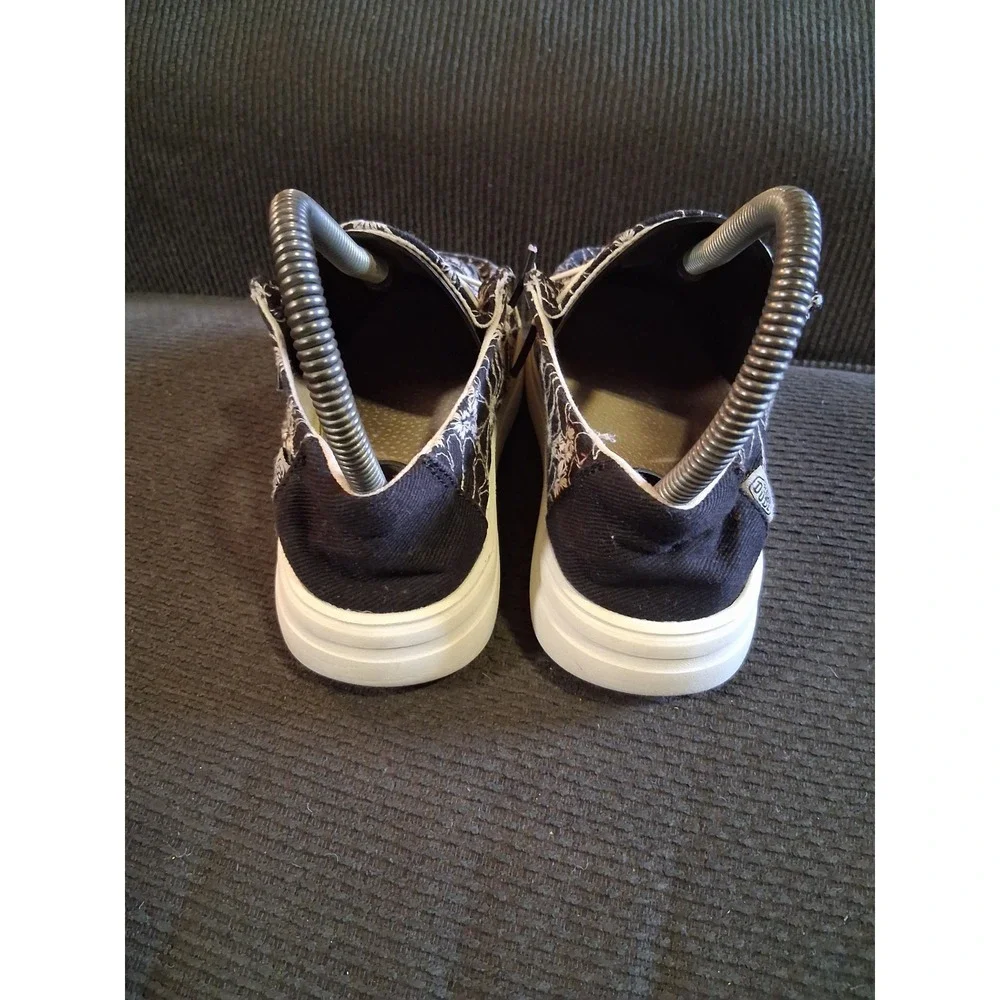 Hey Dude‎ Girls/Youth Wendy Rise Slip On Black/ White Size K13 Eyelet